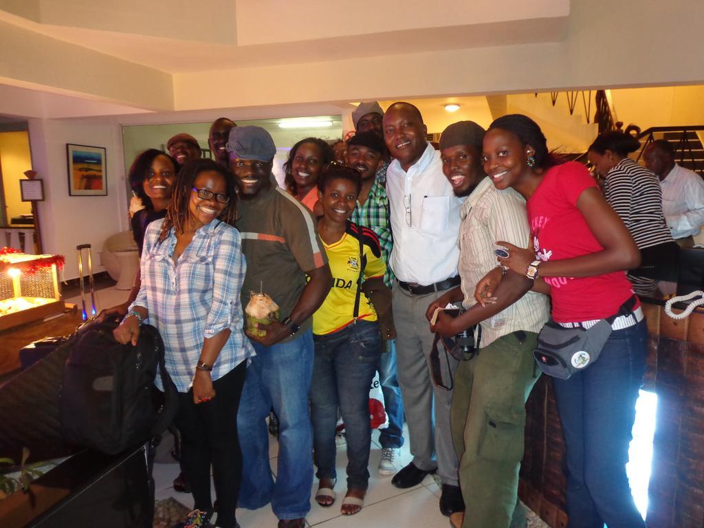 Cowrie Shell Beach Apartments Official Bamburi Kültér fotó