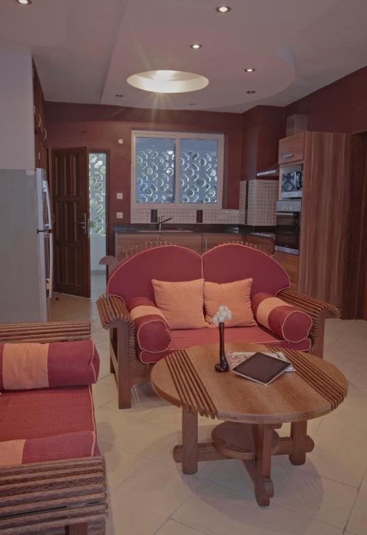 Cowrie Shell Beach Apartments Official Bamburi Kültér fotó