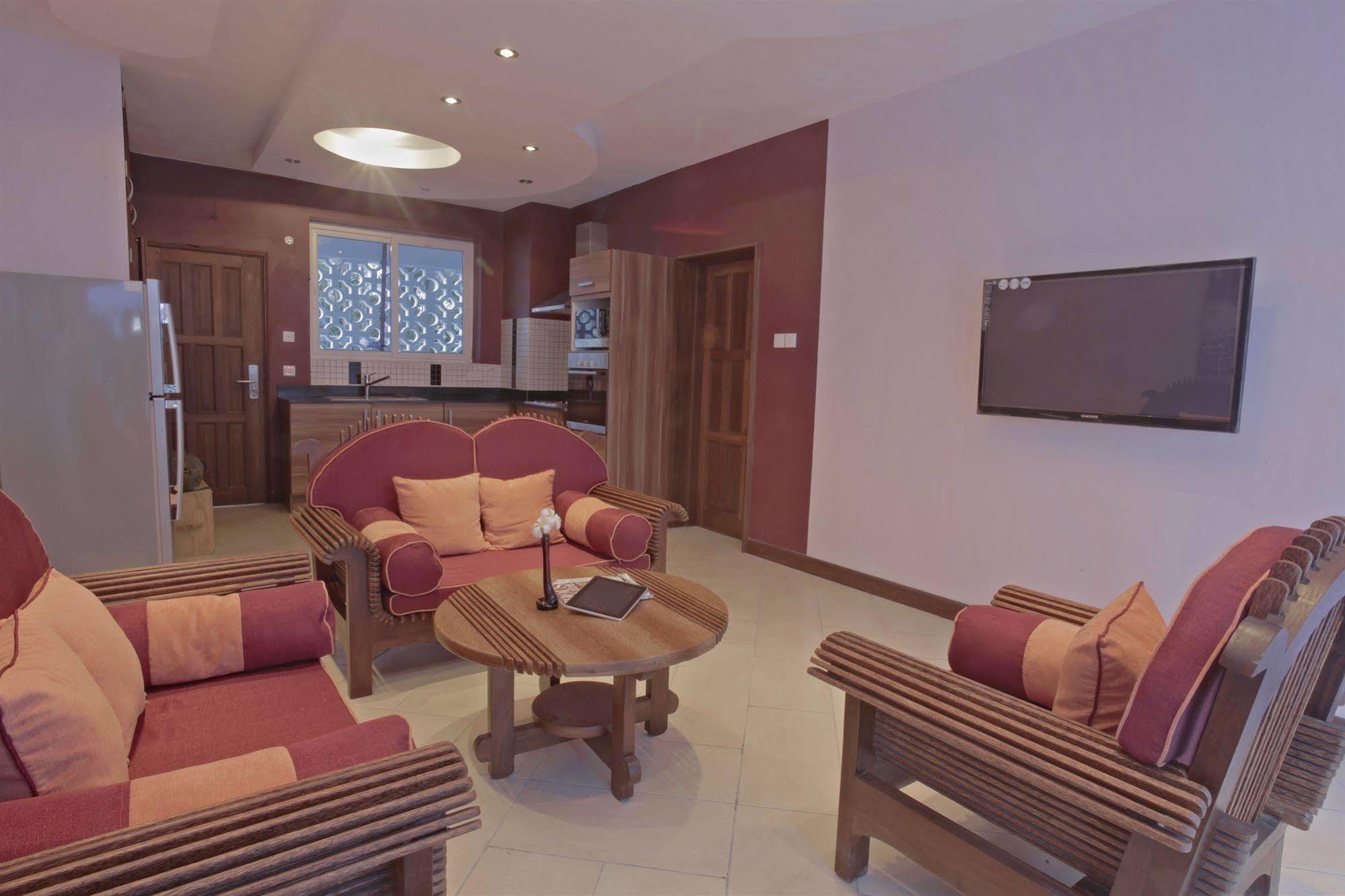 Cowrie Shell Beach Apartments Official Bamburi Kültér fotó