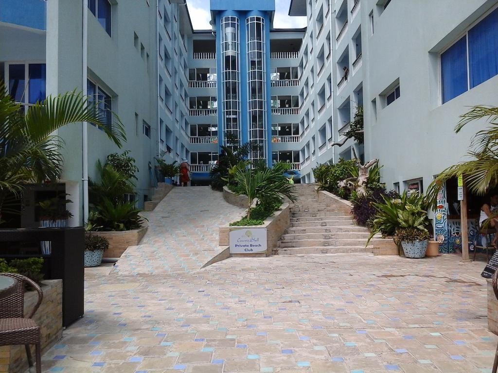 Cowrie Shell Beach Apartments Official Bamburi Kültér fotó
